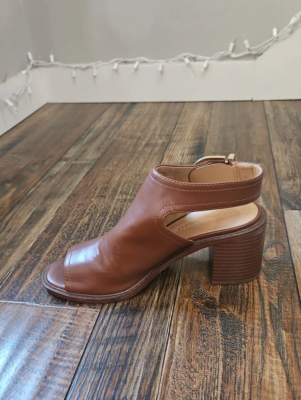 Tommy Hilfiger Cognac Leather Peep-Toe Chunky Block Stacked Heel Sandals